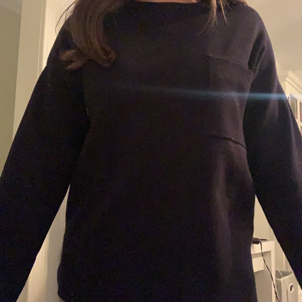 Navy long sleeve sweater